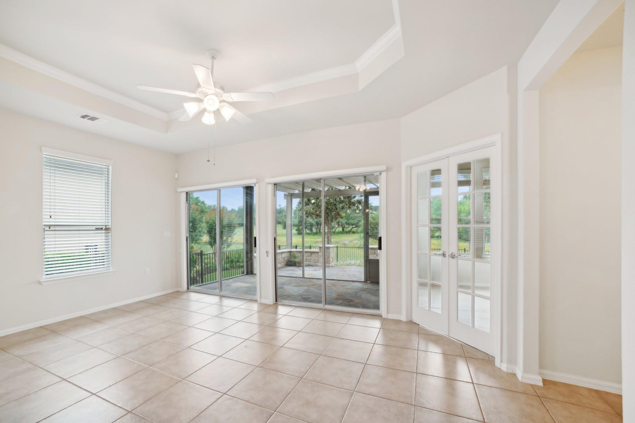 207 Trinity Ln, Georgetown, TX 78633