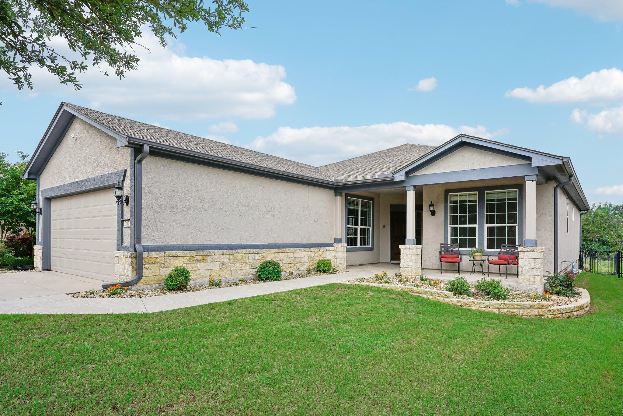 207 Trinity Ln, Georgetown, TX 78633