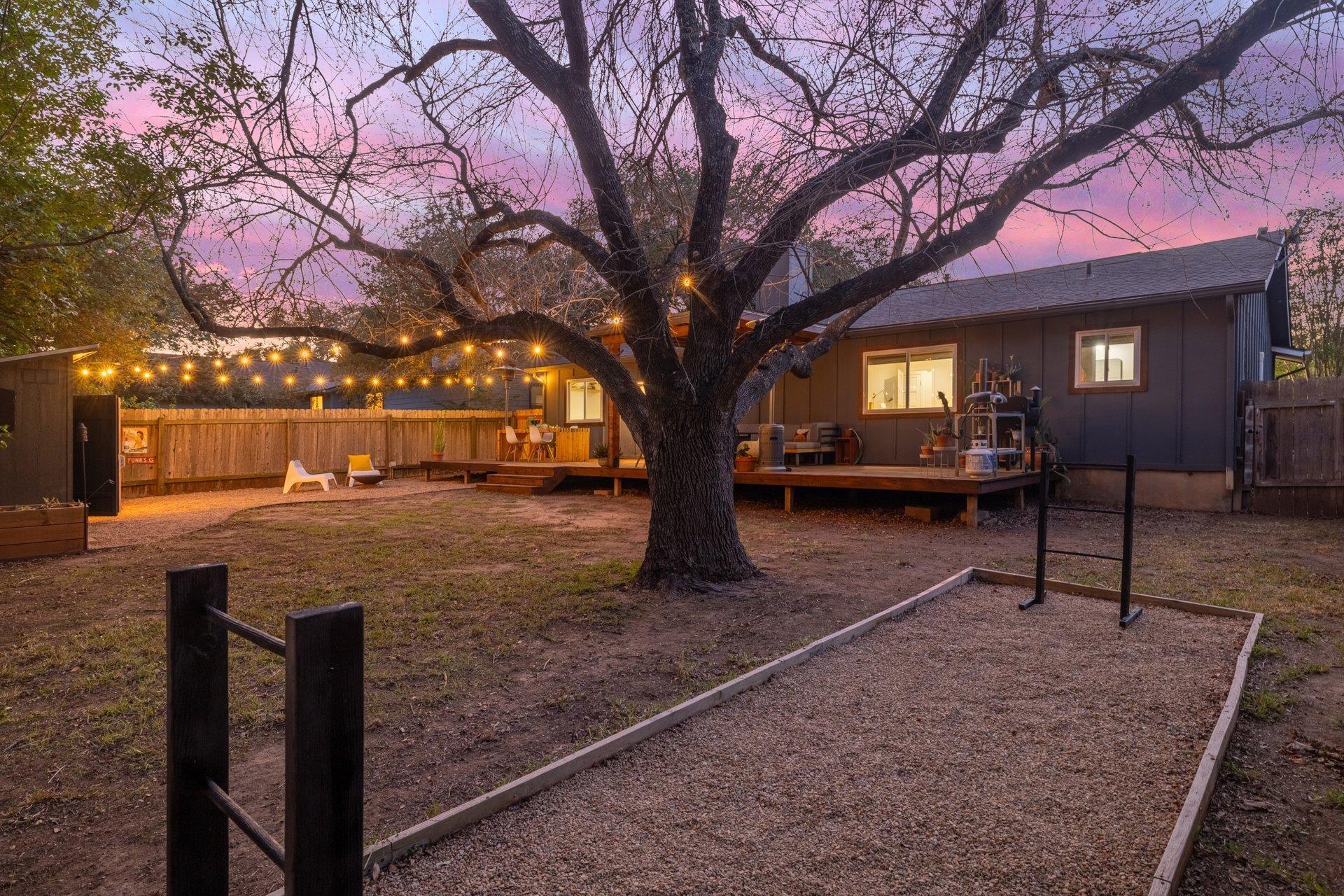 7801 Wakefield Dr, Austin, TX 78749