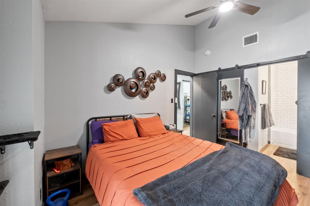 203 E 31st St # 305, Austin, TX 78705