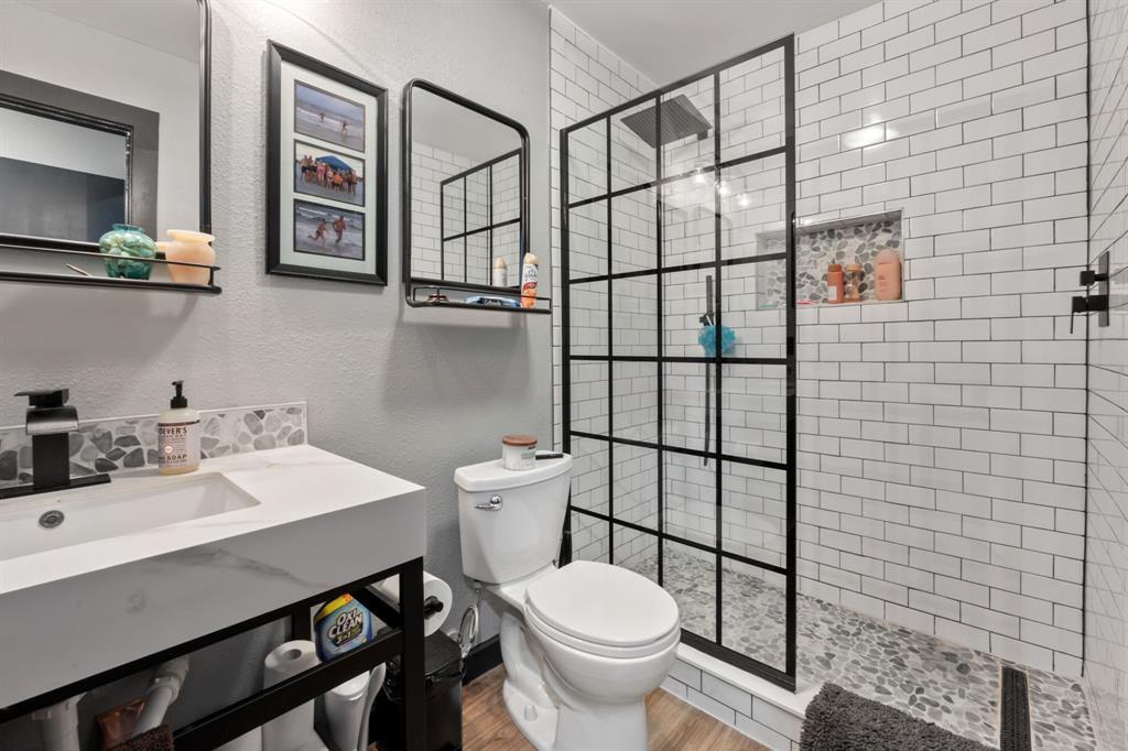 203 E 31st St # 305, Austin, TX 78705