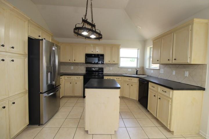 3610 Armstrong County Ct, Killeen, TX 76549