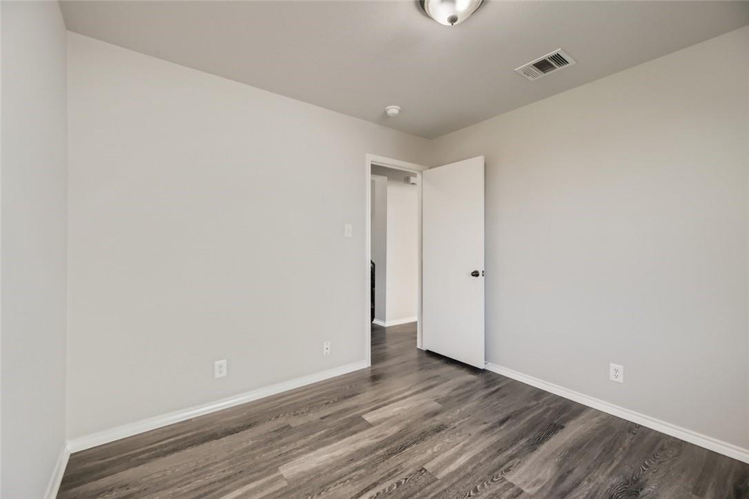 177 Karrie Dr, Kyle, TX 78640