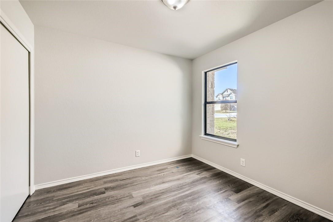 177 Karrie Dr, Kyle, TX 78640