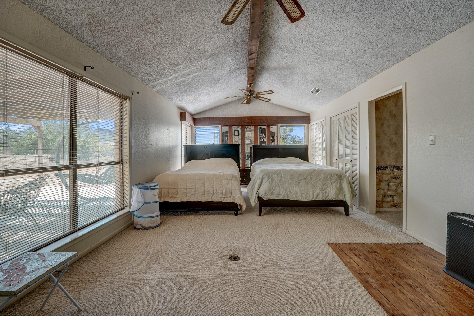 2650 County Road 204, Liberty Hill, TX 78642