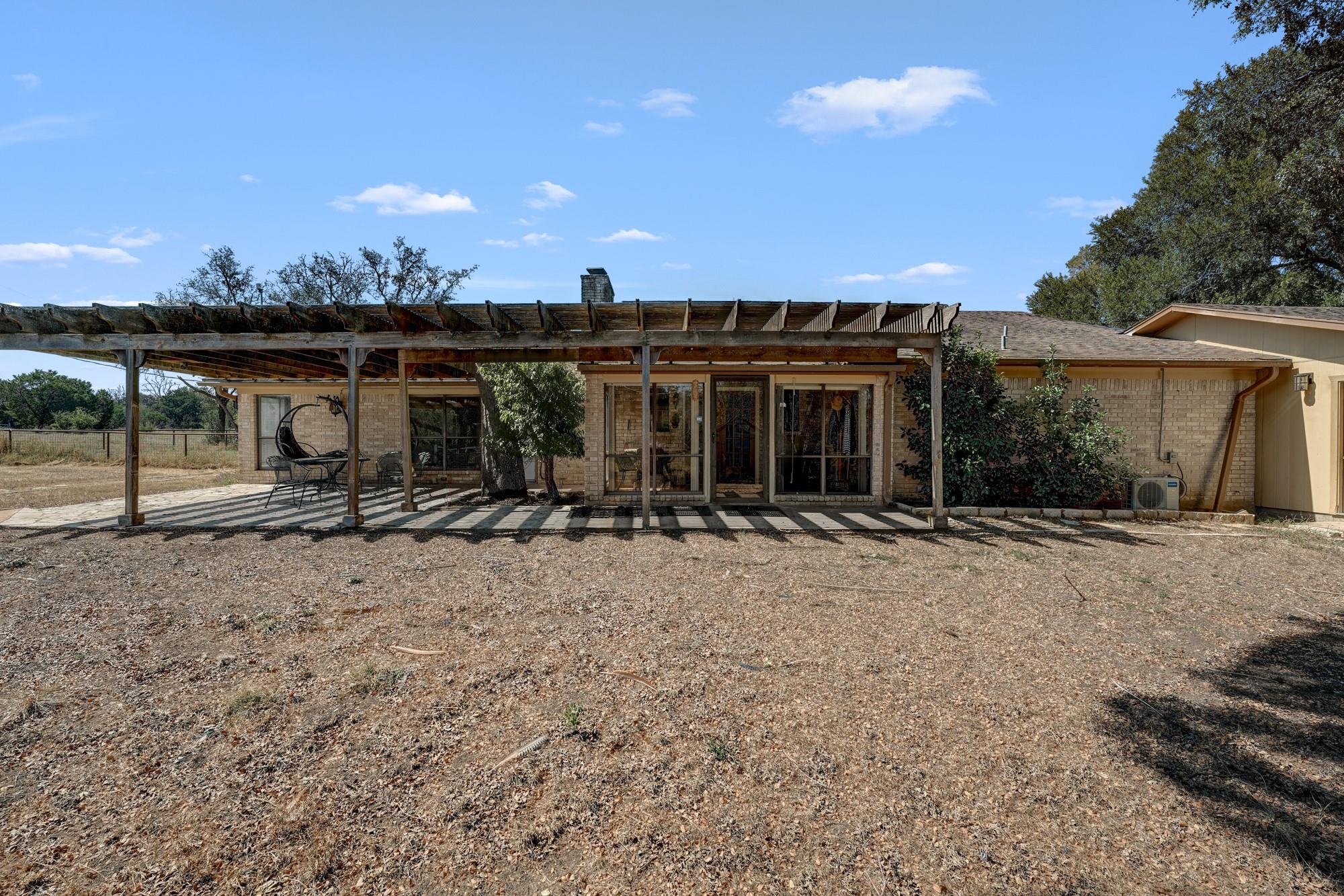 2650 County Road 204, Liberty Hill, TX 78642