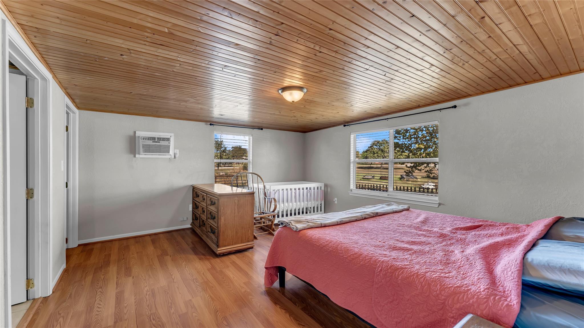 1415 Bee Ln, Tow, TX 78672