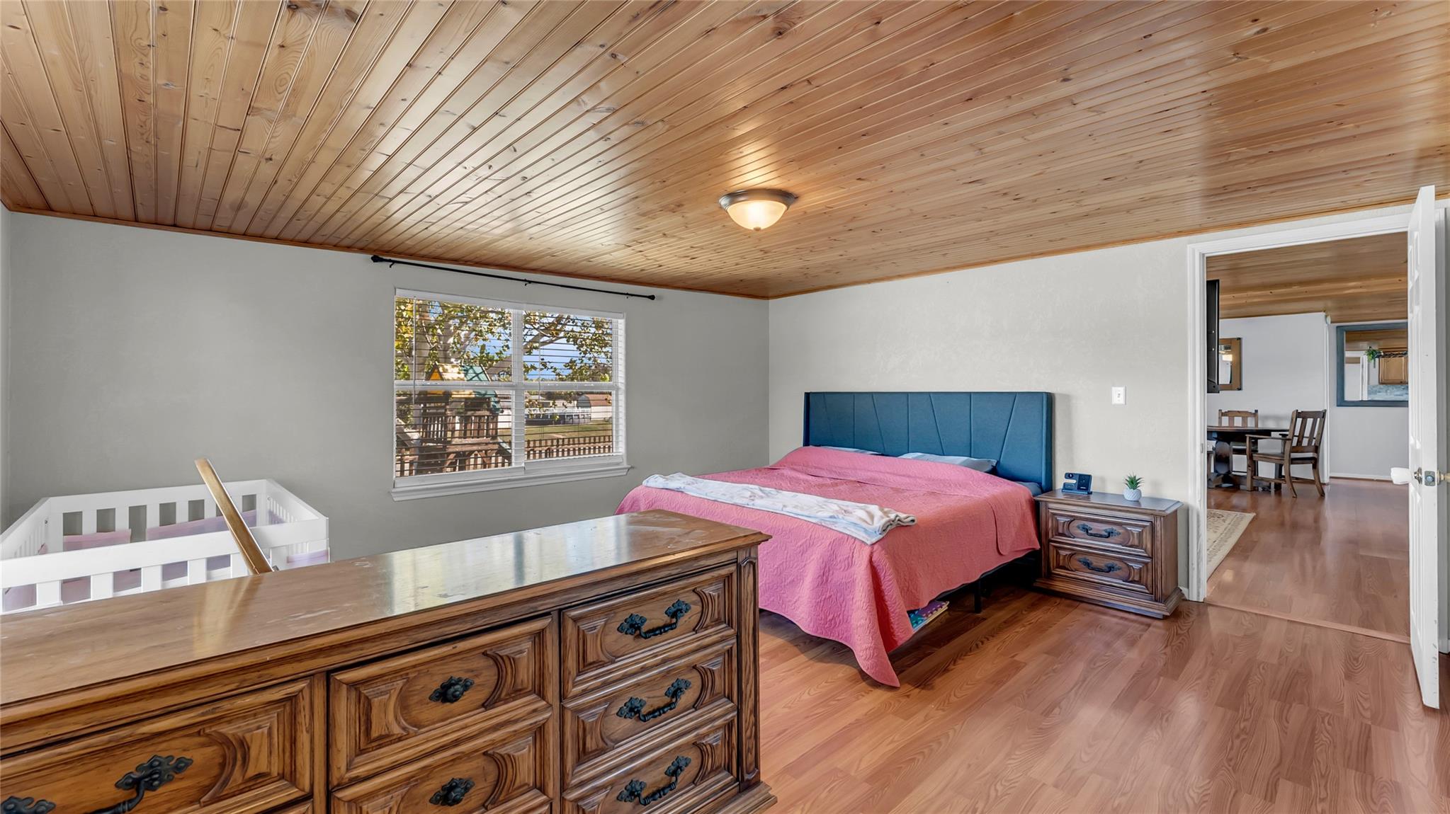 1415 Bee Ln, Tow, TX 78672