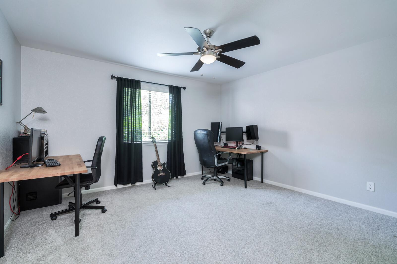 17520 Klamath Falls Dr, Round Rock, TX 78681