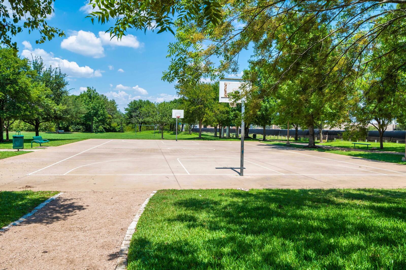 17520 Klamath Falls Dr, Round Rock, TX 78681