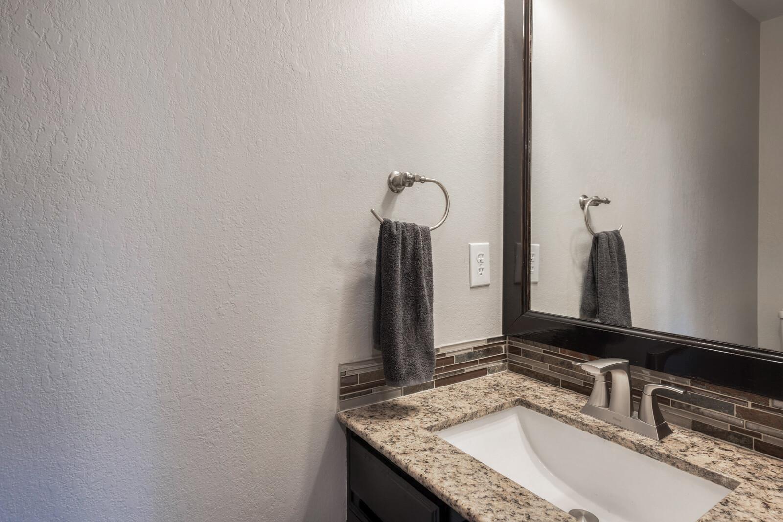 17520 Klamath Falls Dr, Round Rock, TX 78681