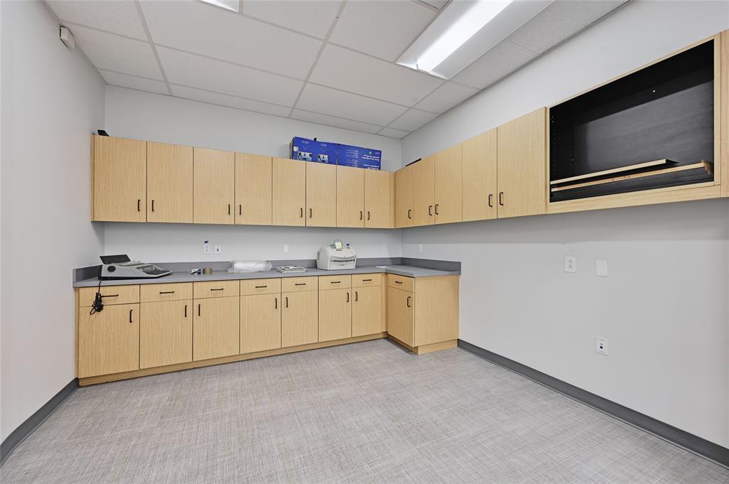 8001 Centre Park Dr # 120, Austin, TX 78754