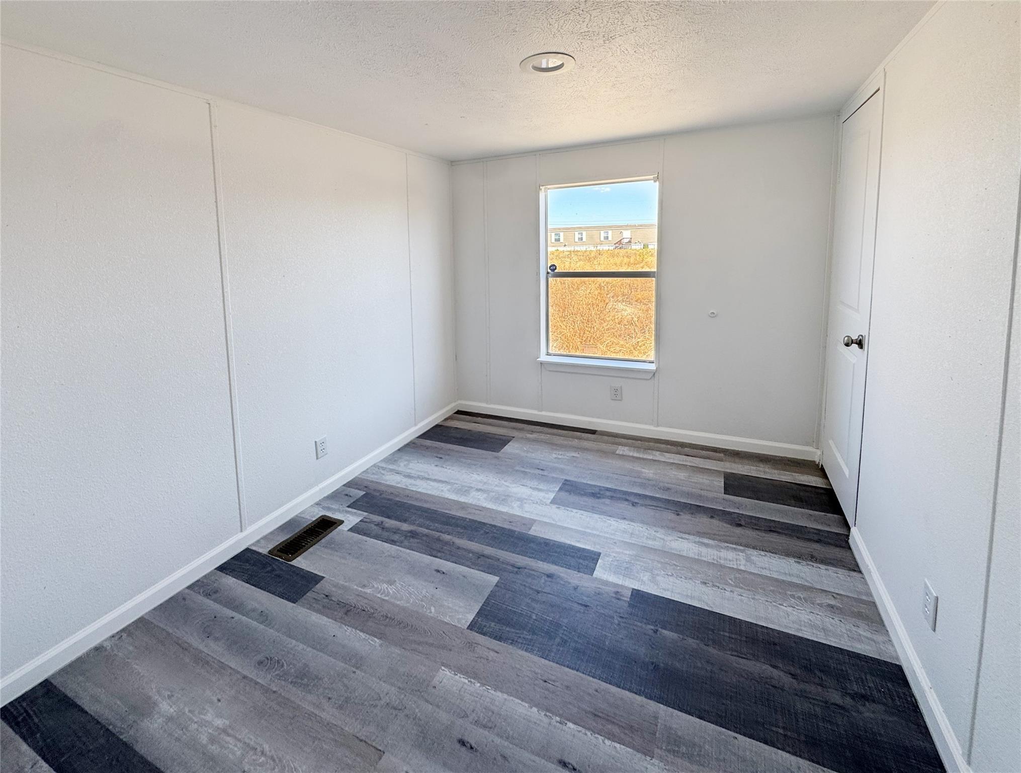 23038 White Hickory, Elmendorf, TX 78112