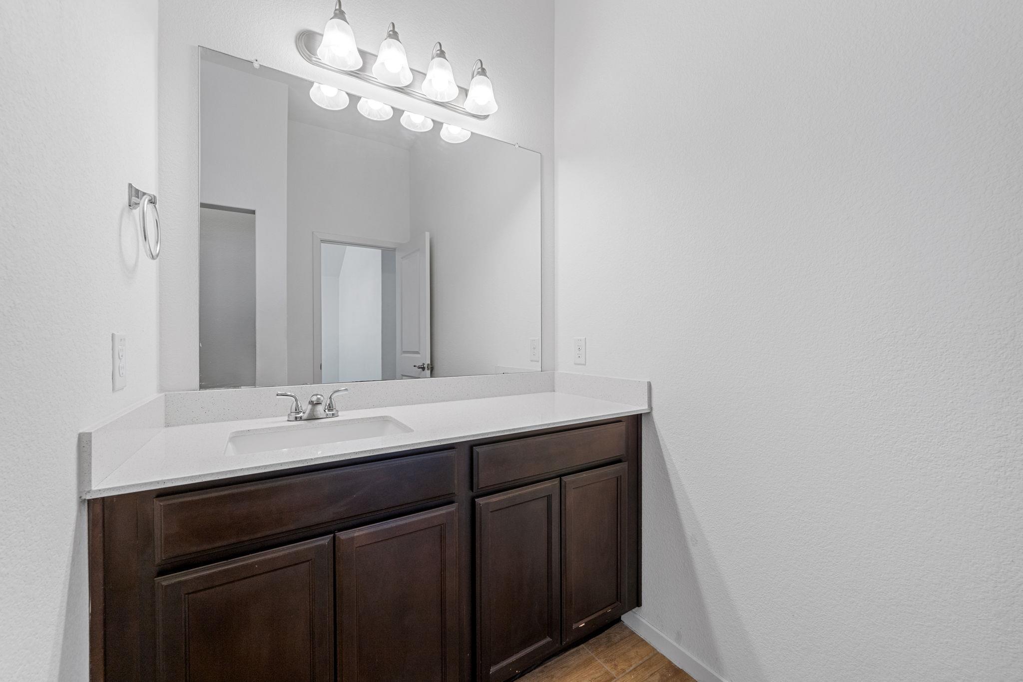 219 Trailside Ln, Bastrop, TX 78602