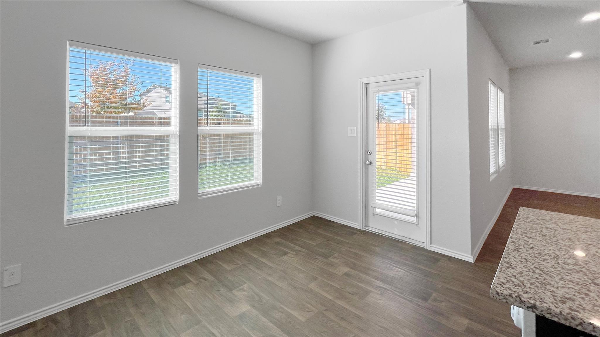 112 Skipping Stone Ln, San Marcos, TX 78666