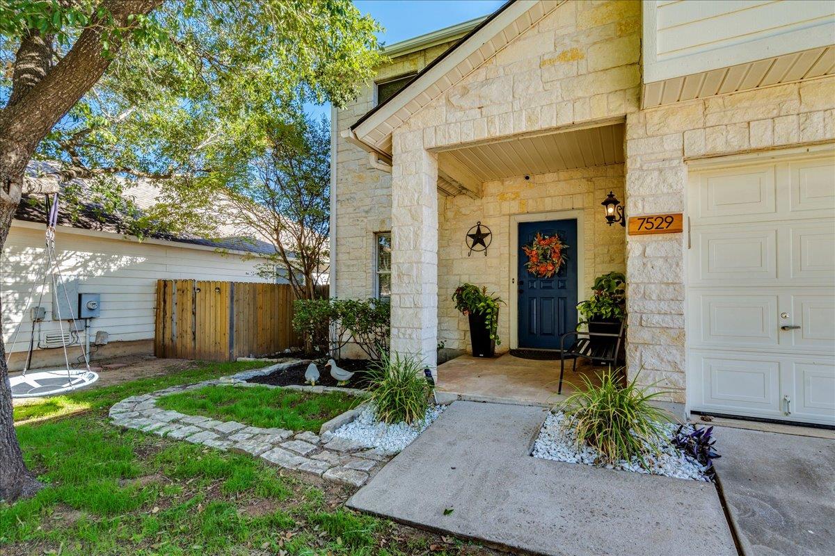 7529 Cats Eye Ln, Austin, TX 78747