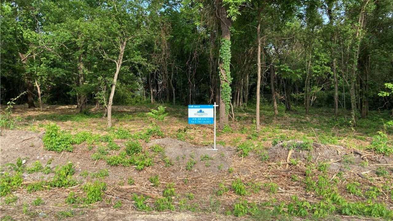 2907 E Martin Luther King Jr Blvd, Austin, TX 78702