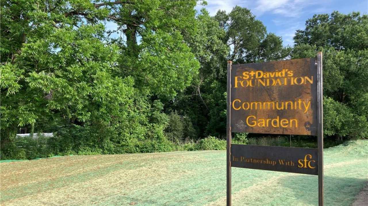 2907 E Martin Luther King Jr Blvd, Austin, TX 78702