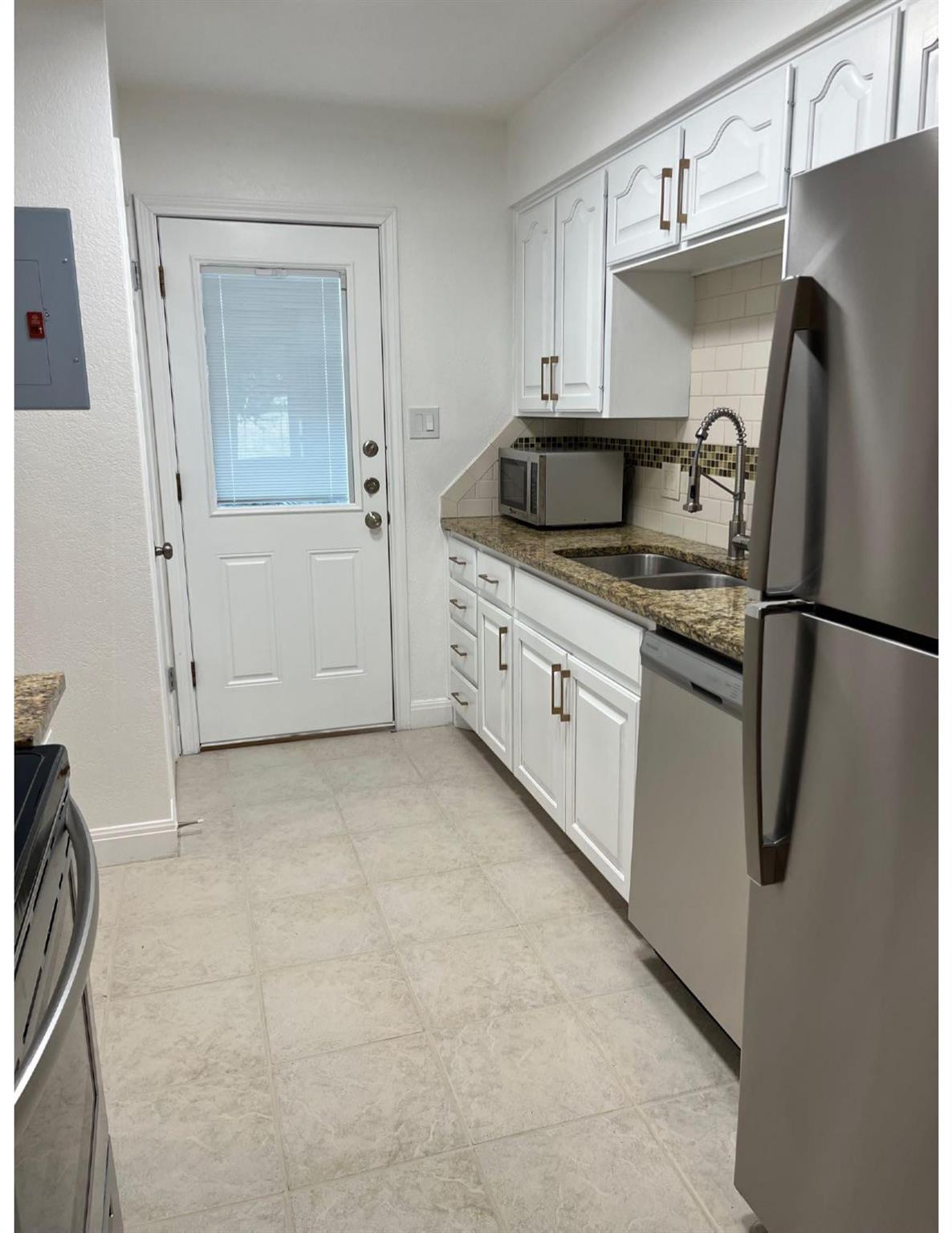 201 E 35th St # A, Austin, TX 78705