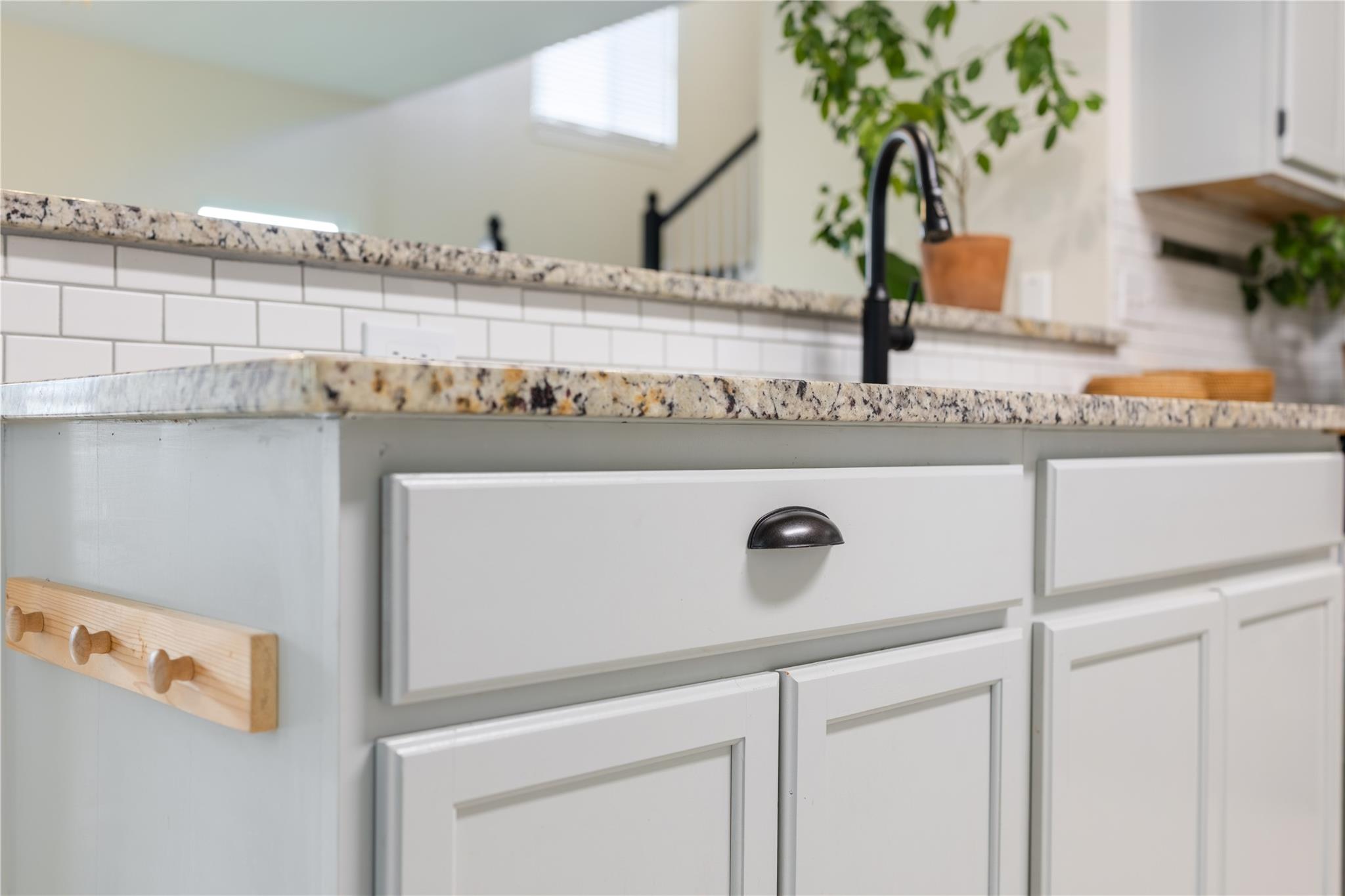 903 Thackeray Ln, Pflugerville, TX 78660