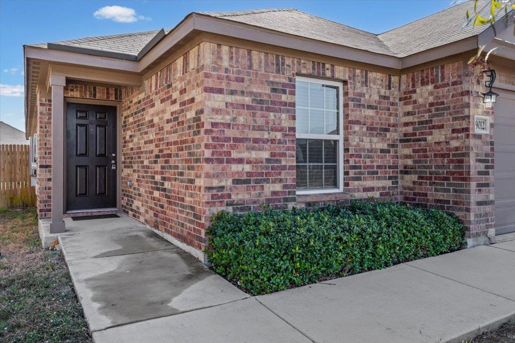 19012 Speculator Ln, Elgin, TX 78621
