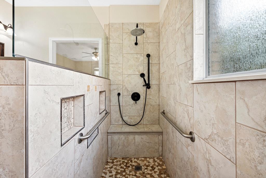 903 Fork Ridge Path, Round Rock, TX 78665