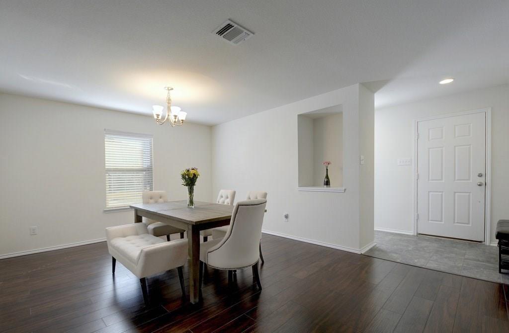 900 Oatmeal Dr, Pflugerville, TX 78660