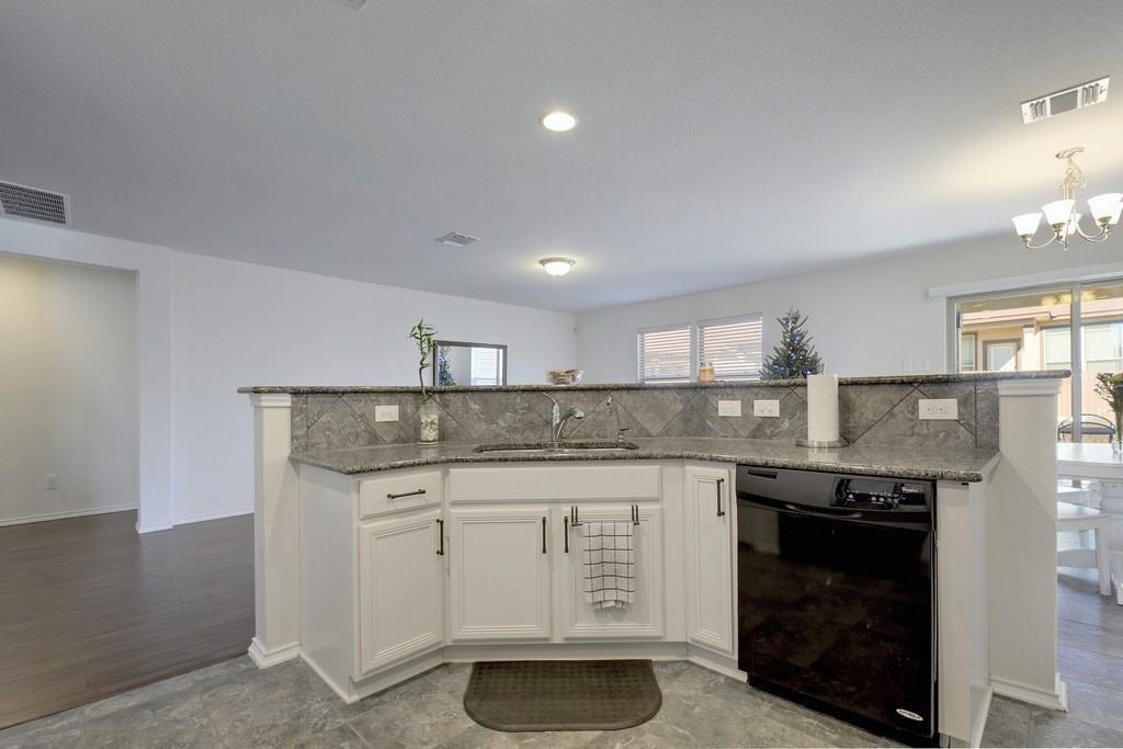 900 Oatmeal Dr, Pflugerville, TX 78660