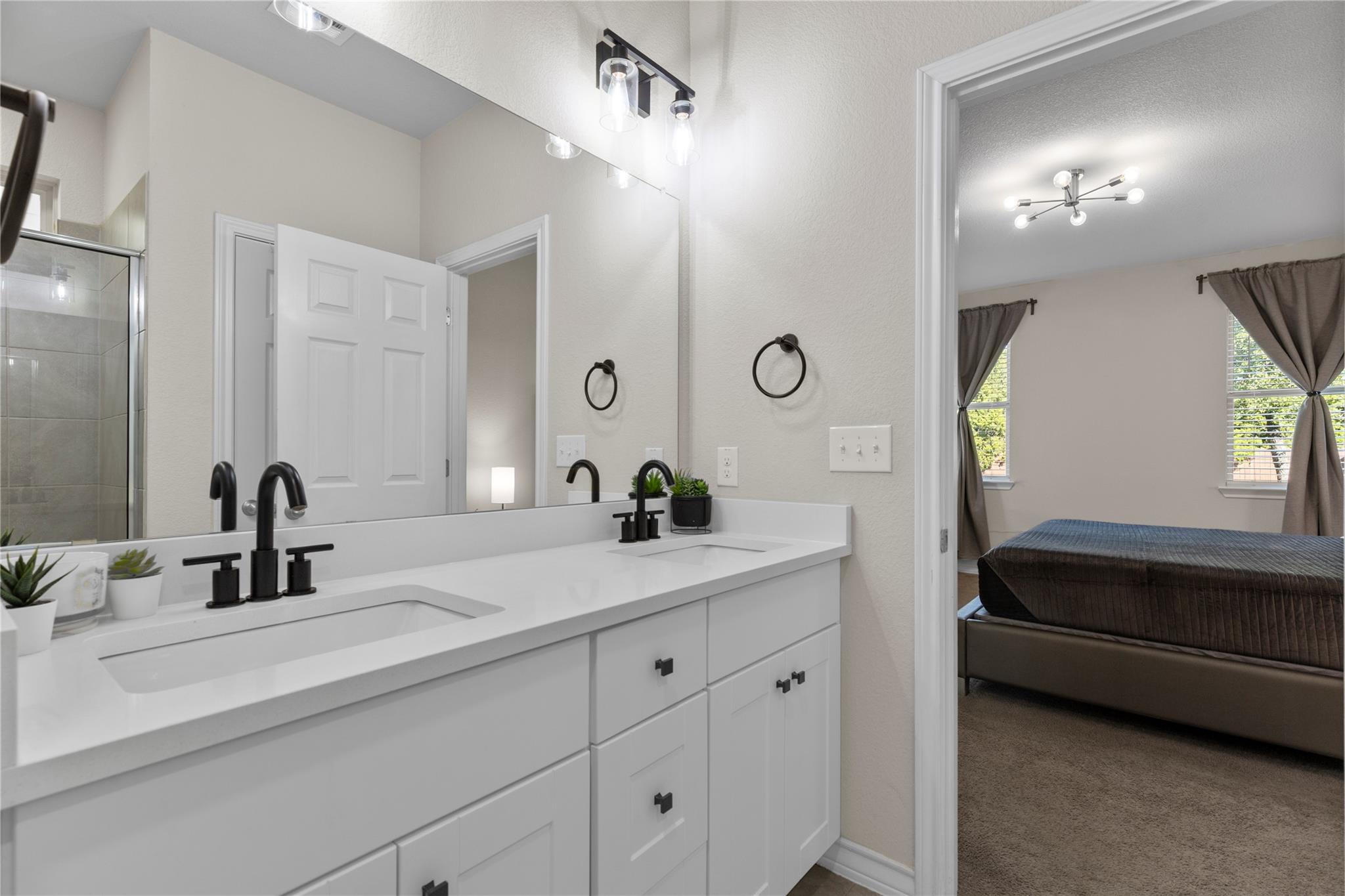 501 LIMESTONE Rd, Liberty Hill, TX 78642