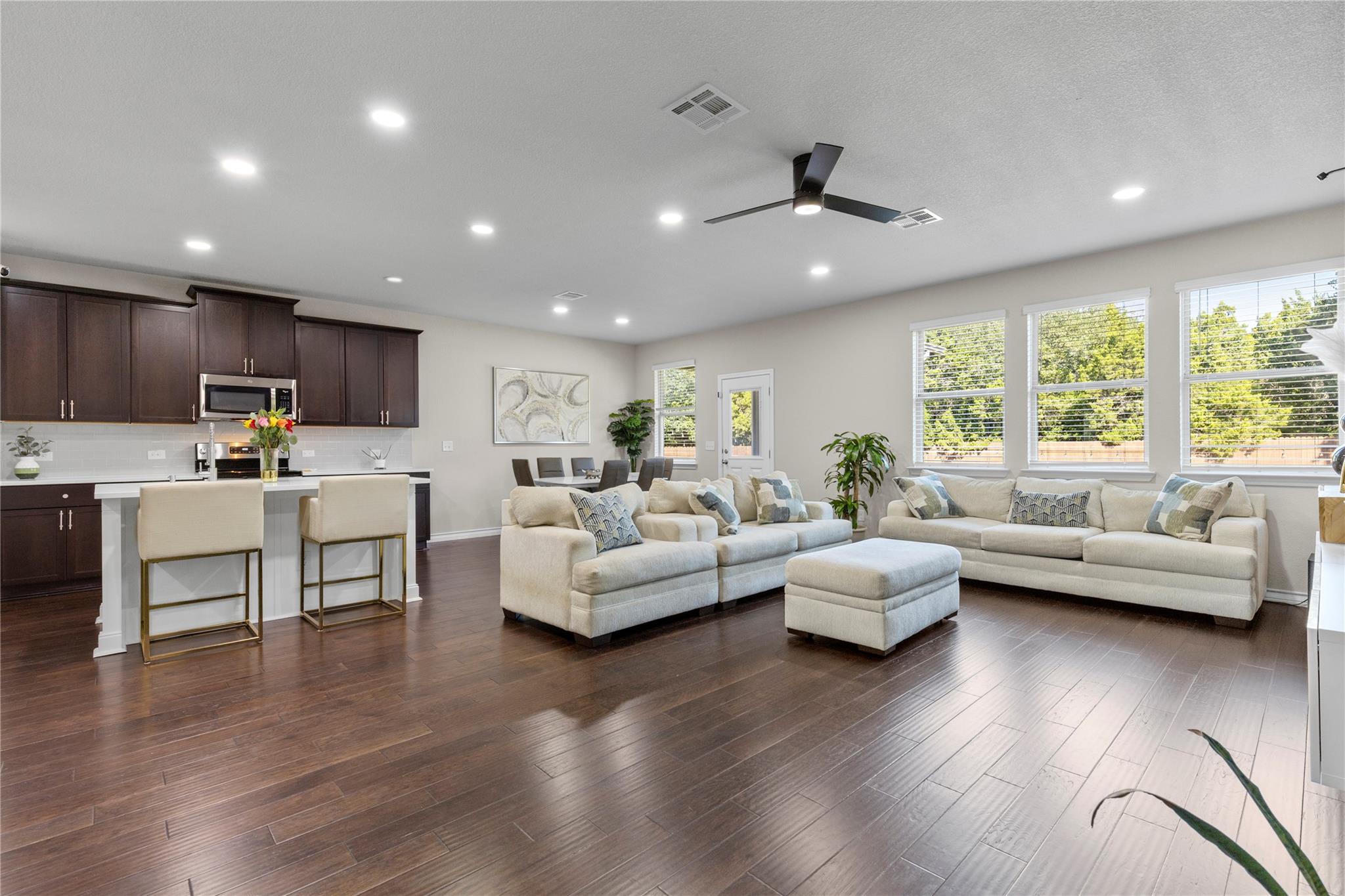 501 LIMESTONE Rd, Liberty Hill, TX 78642