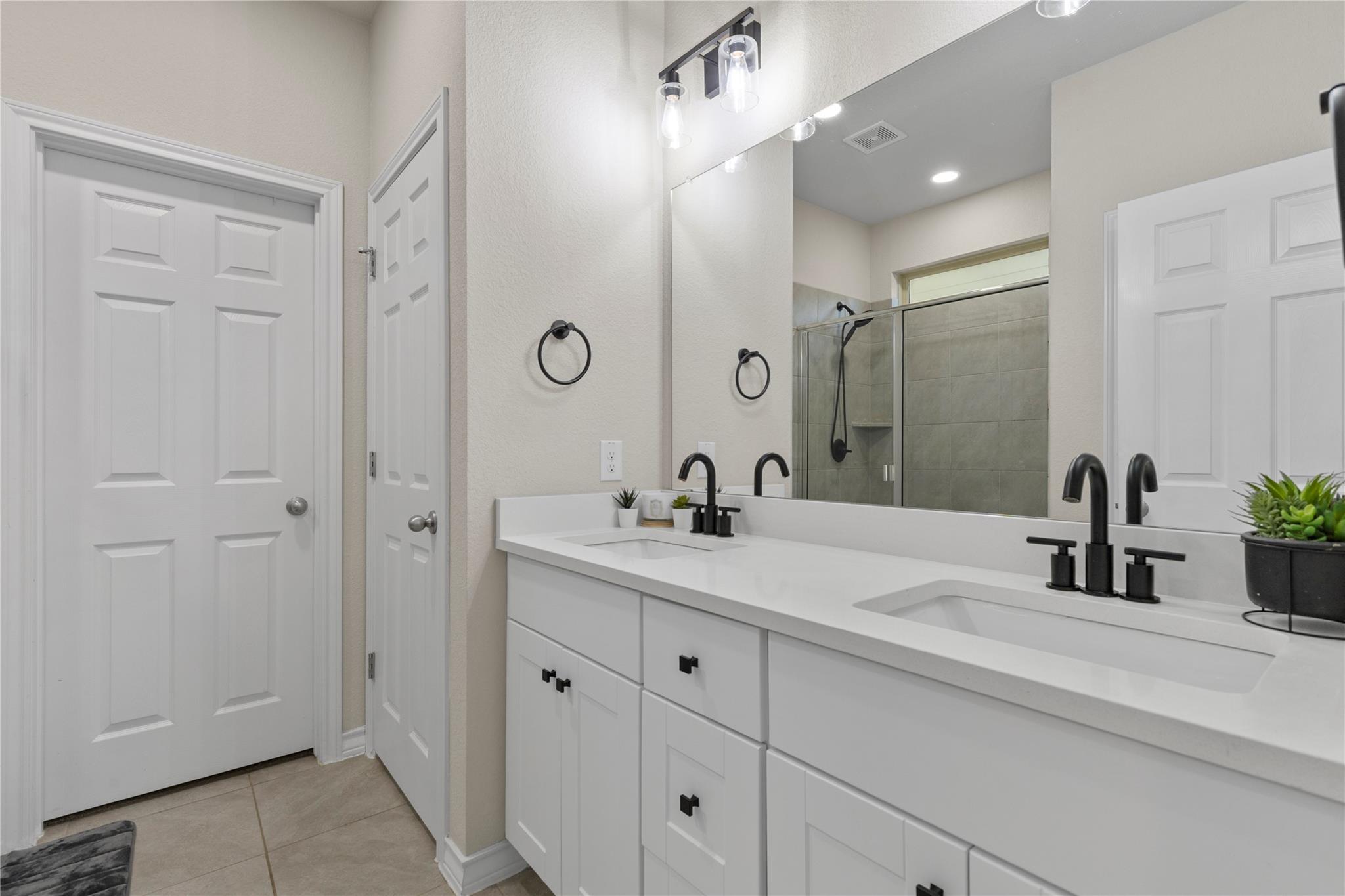 501 LIMESTONE Rd, Liberty Hill, TX 78642