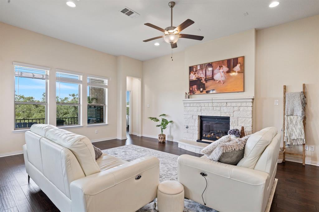 7716 Pace Ravine Dr, Lago Vista, TX 78645