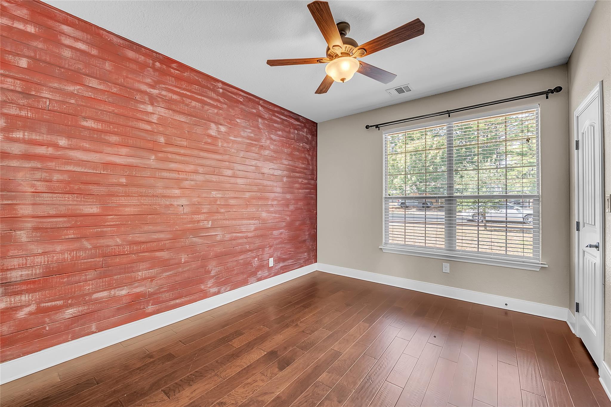 117 Kukui Ct, Bastrop, TX 78602