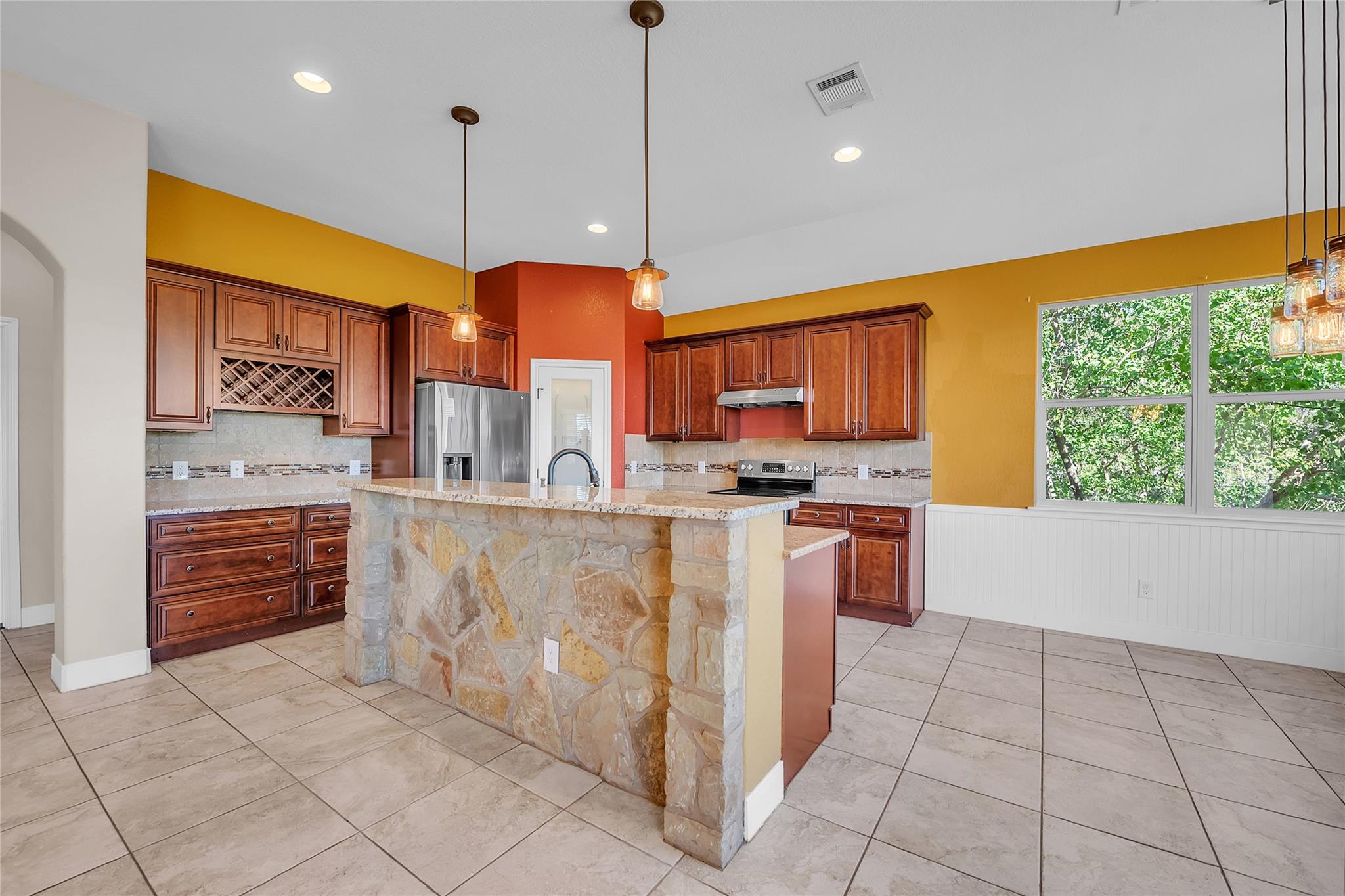 117 Kukui Ct, Bastrop, TX 78602