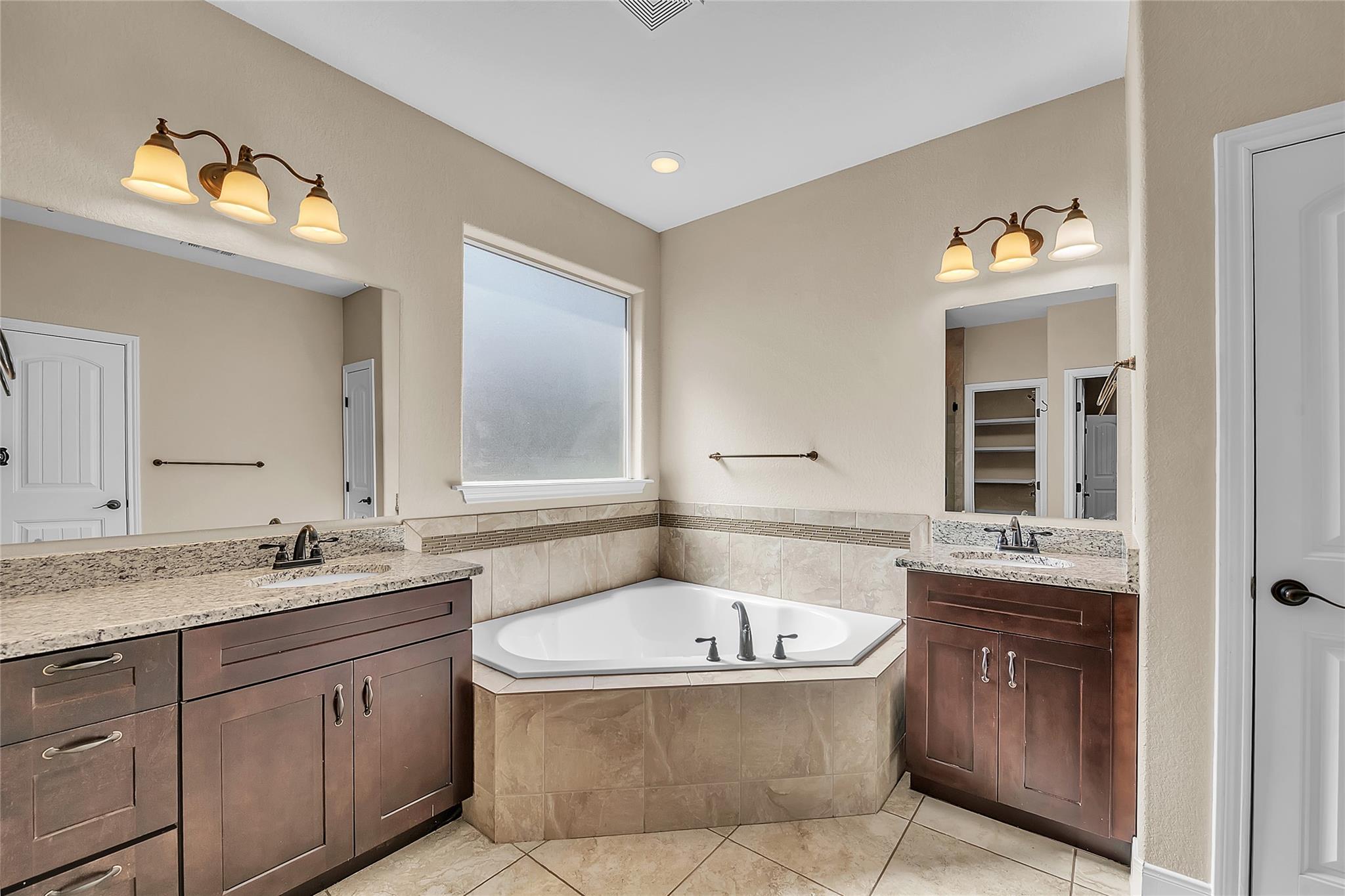 117 Kukui Ct, Bastrop, TX 78602