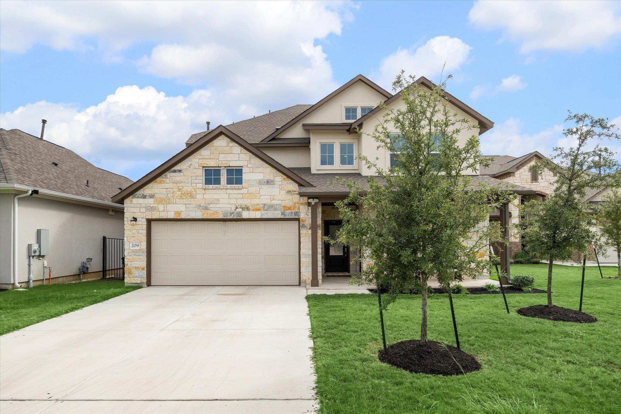 209 Crimson Rose Ct, Liberty Hill, TX 78642