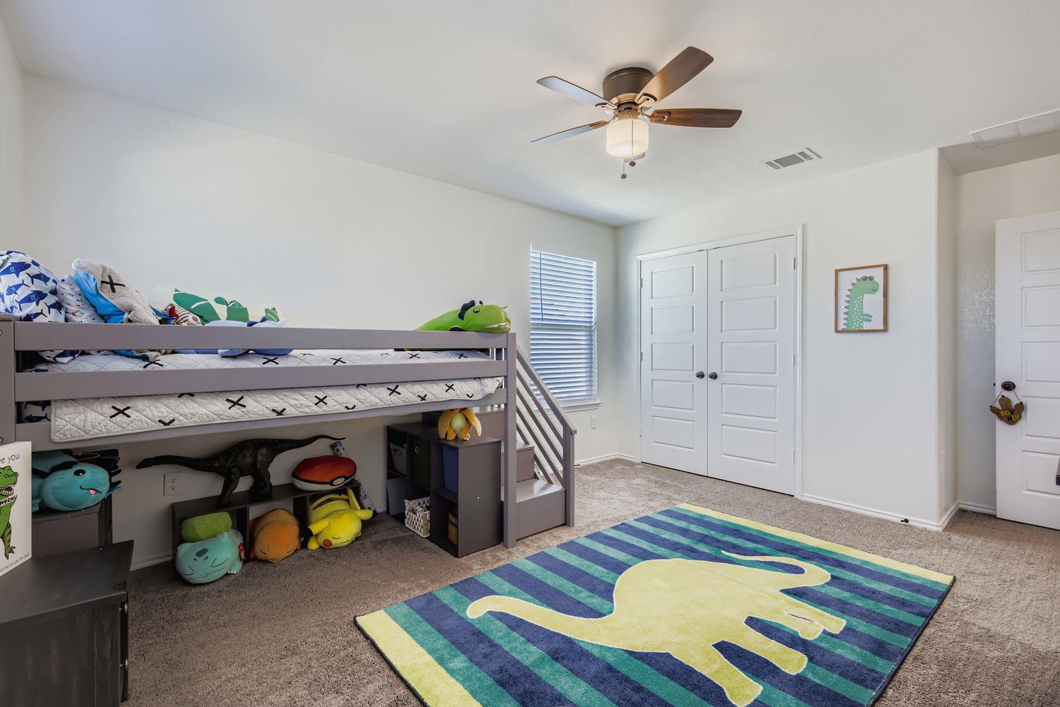 295 Kat Garnet Dr, Kyle, TX 78640