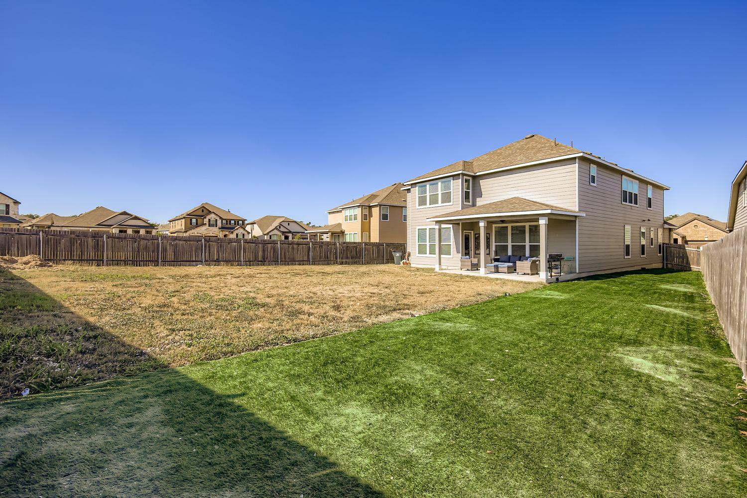 295 Kat Garnet Dr, Kyle, TX 78640