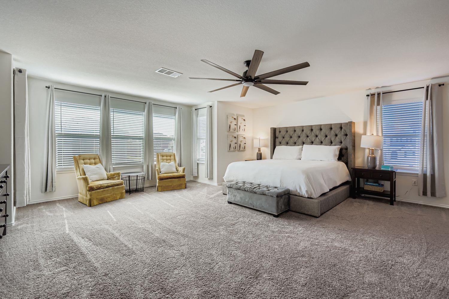 295 Kat Garnet Dr, Kyle, TX 78640