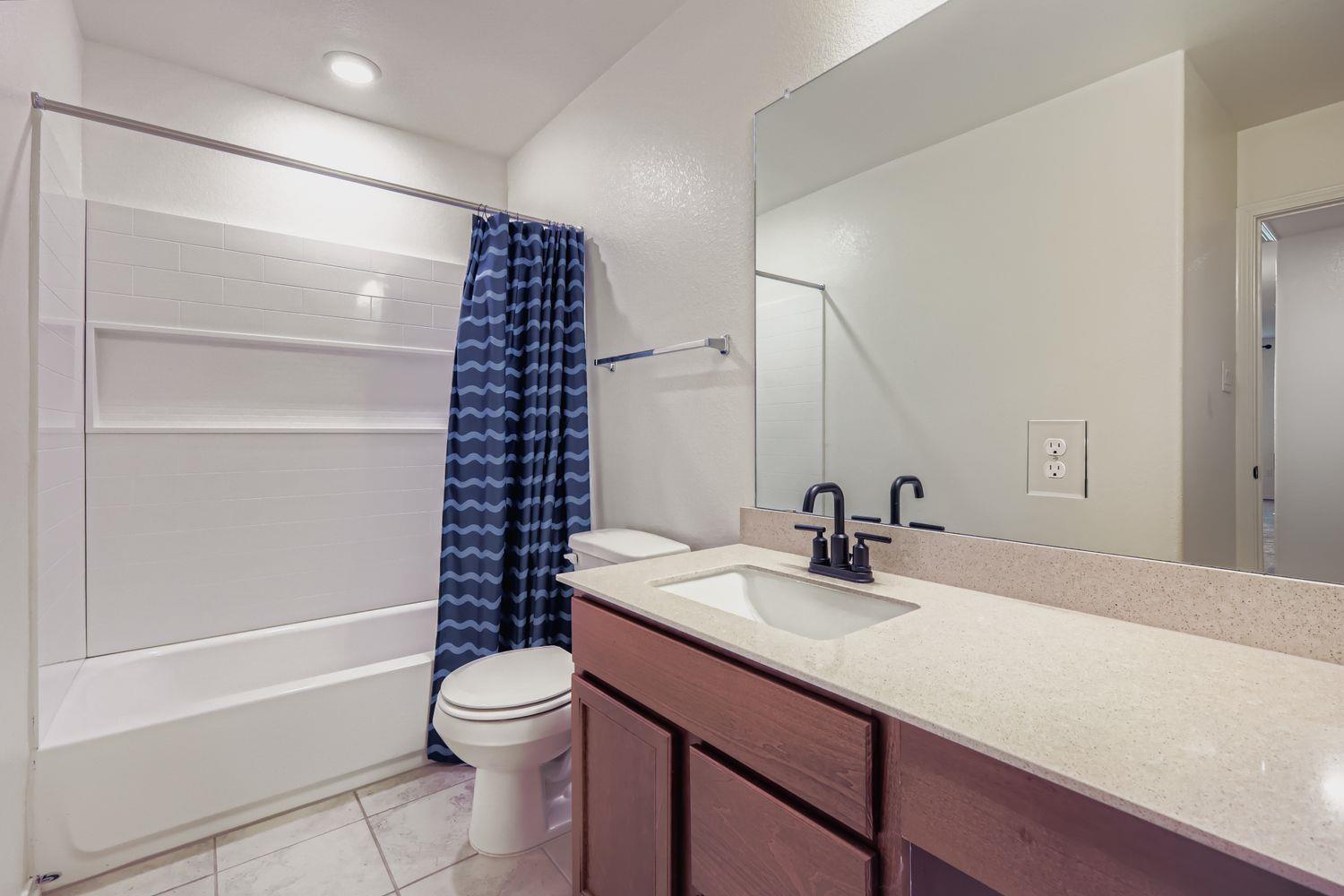 295 Kat Garnet Dr, Kyle, TX 78640