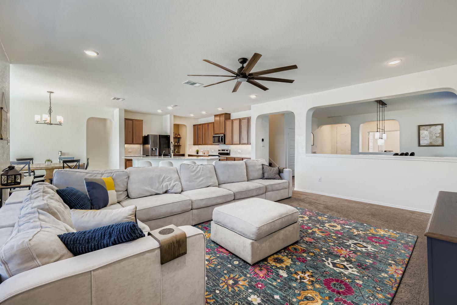 295 Kat Garnet Dr, Kyle, TX 78640