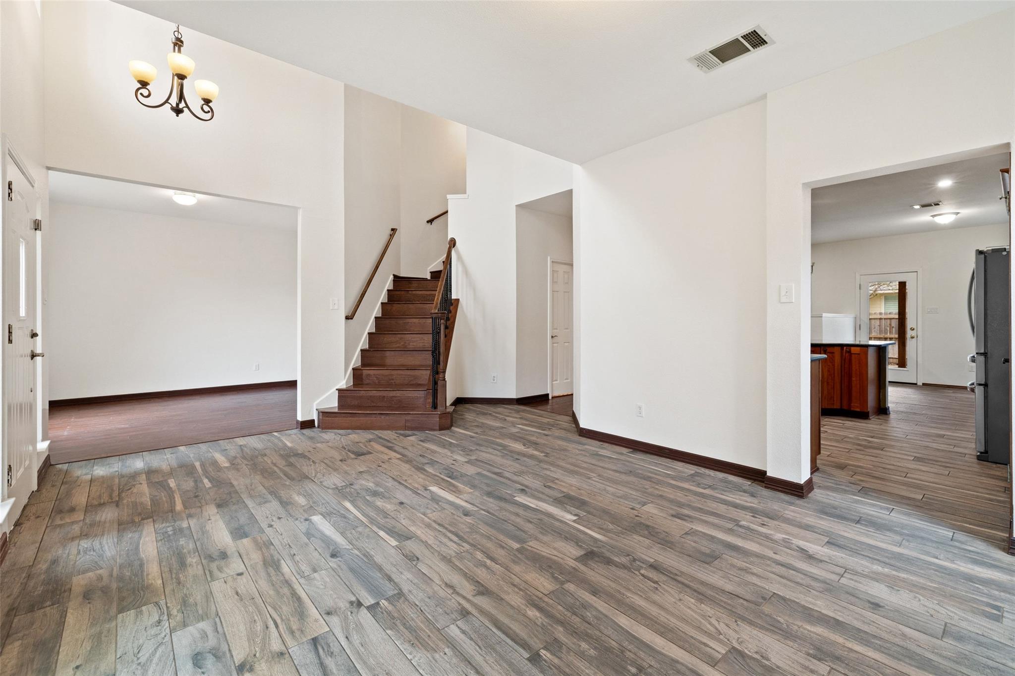 3912 Newland Dr, Round Rock, TX 78681