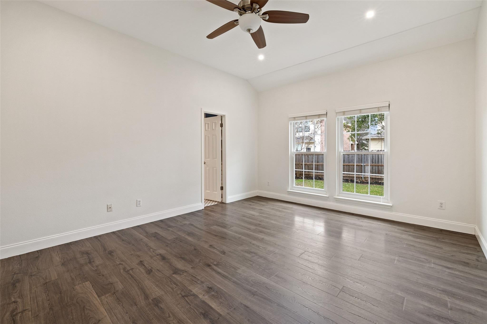 3912 Newland Dr, Round Rock, TX 78681