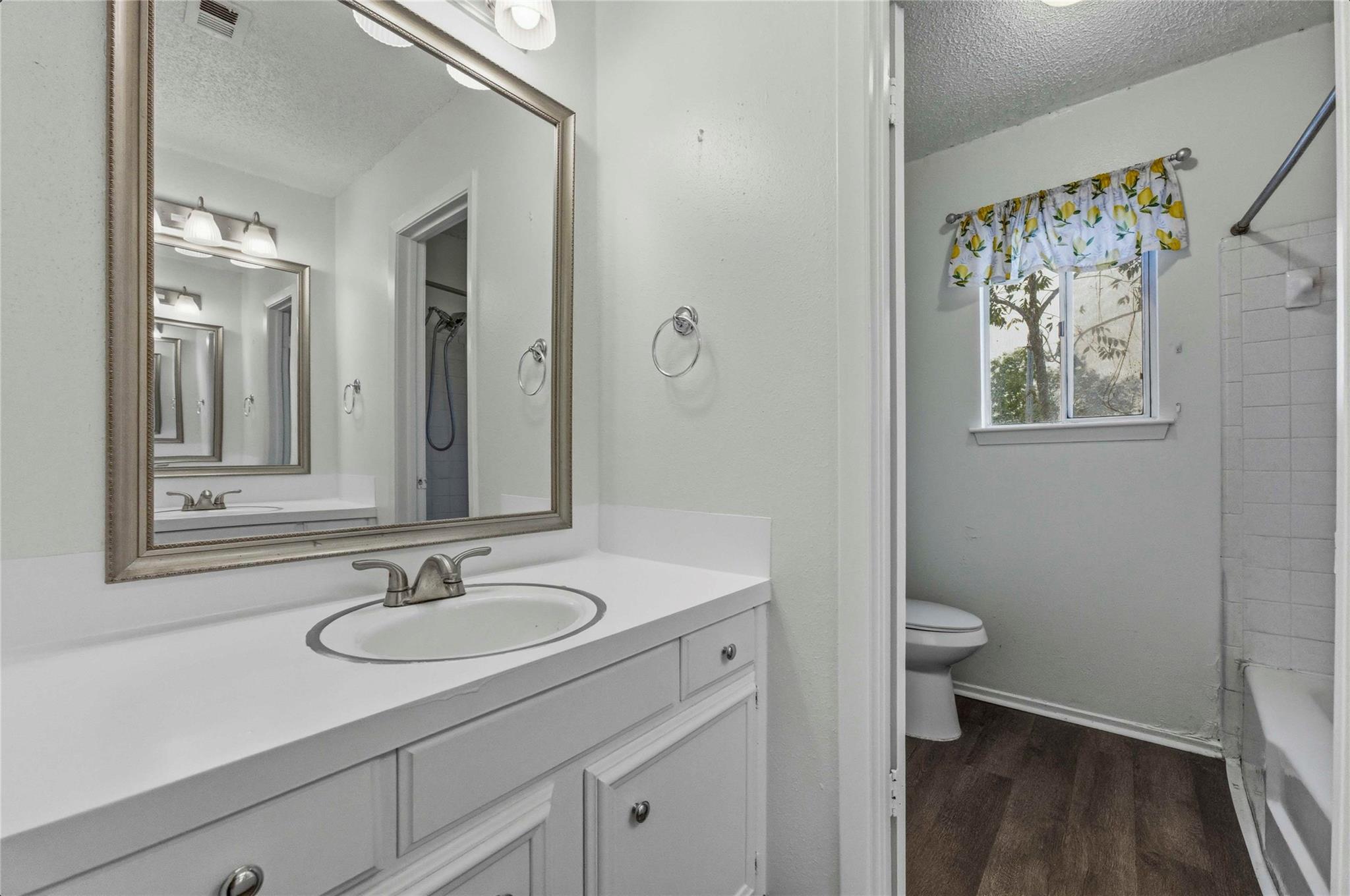 1706 Elmhurst Dr # A, Austin, TX 78741