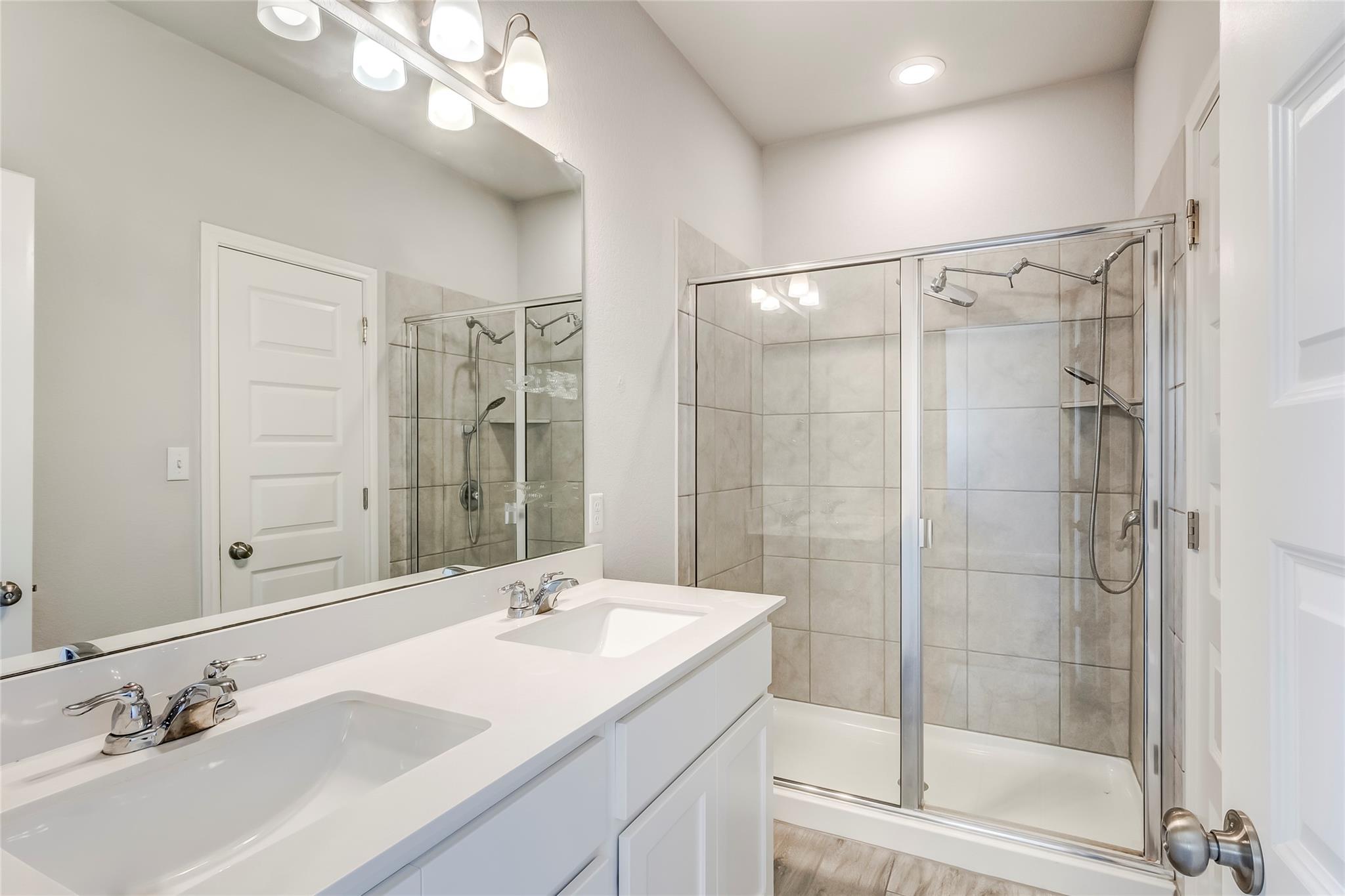 2533 Pecan Island Dr, Leander, TX 78641