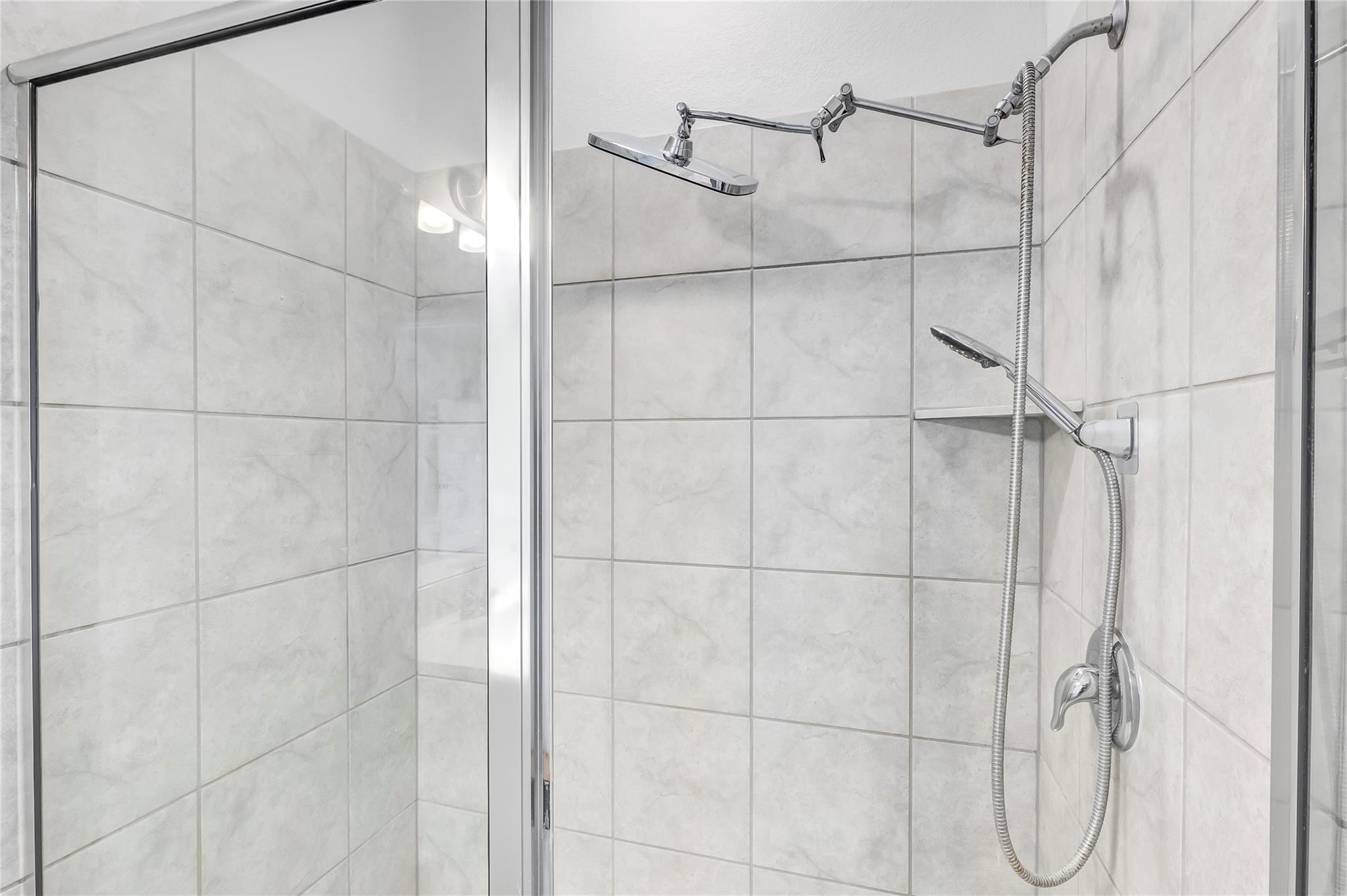 2533 Pecan Island Dr, Leander, TX 78641