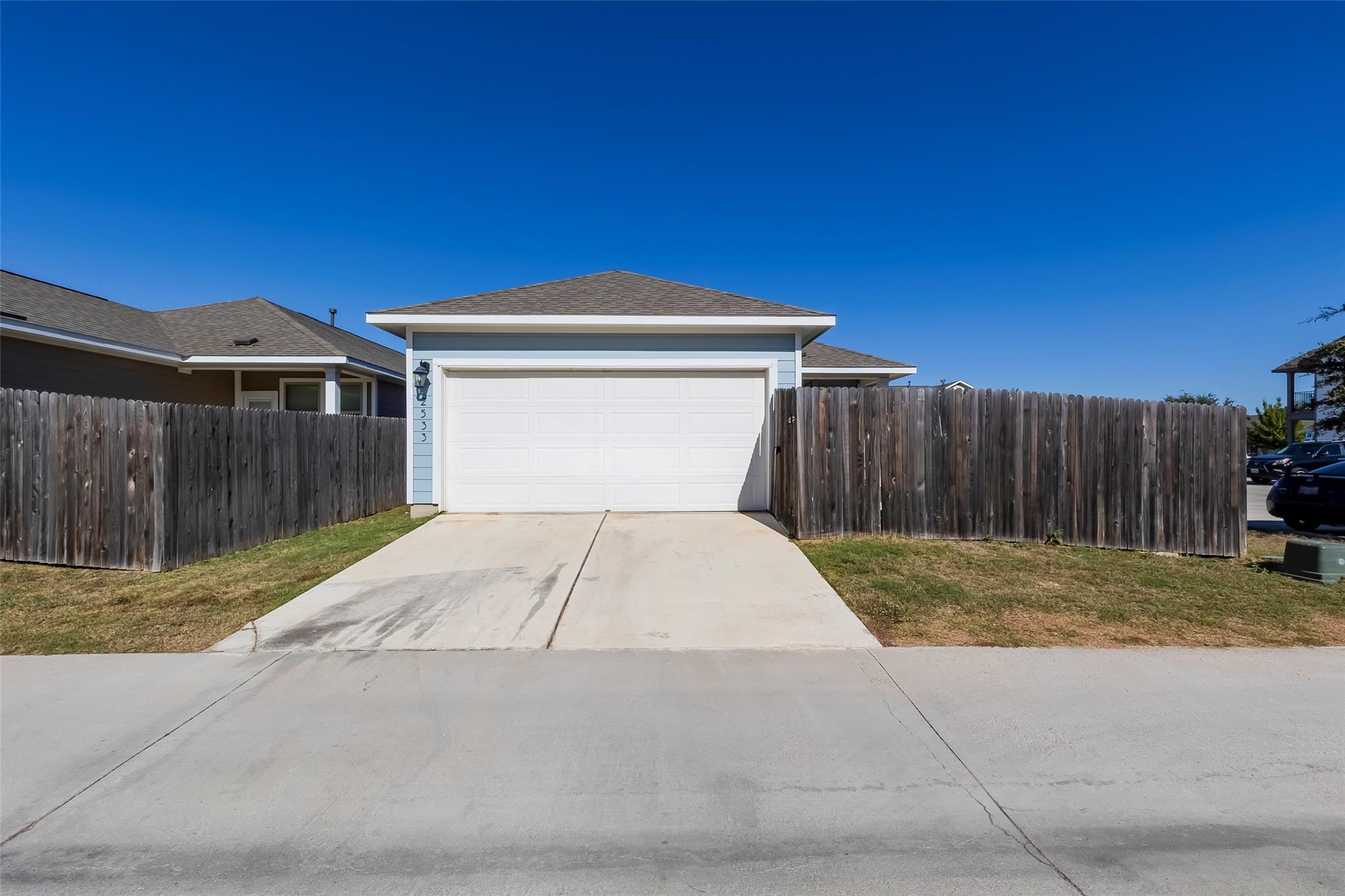 2533 Pecan Island Dr, Leander, TX 78641