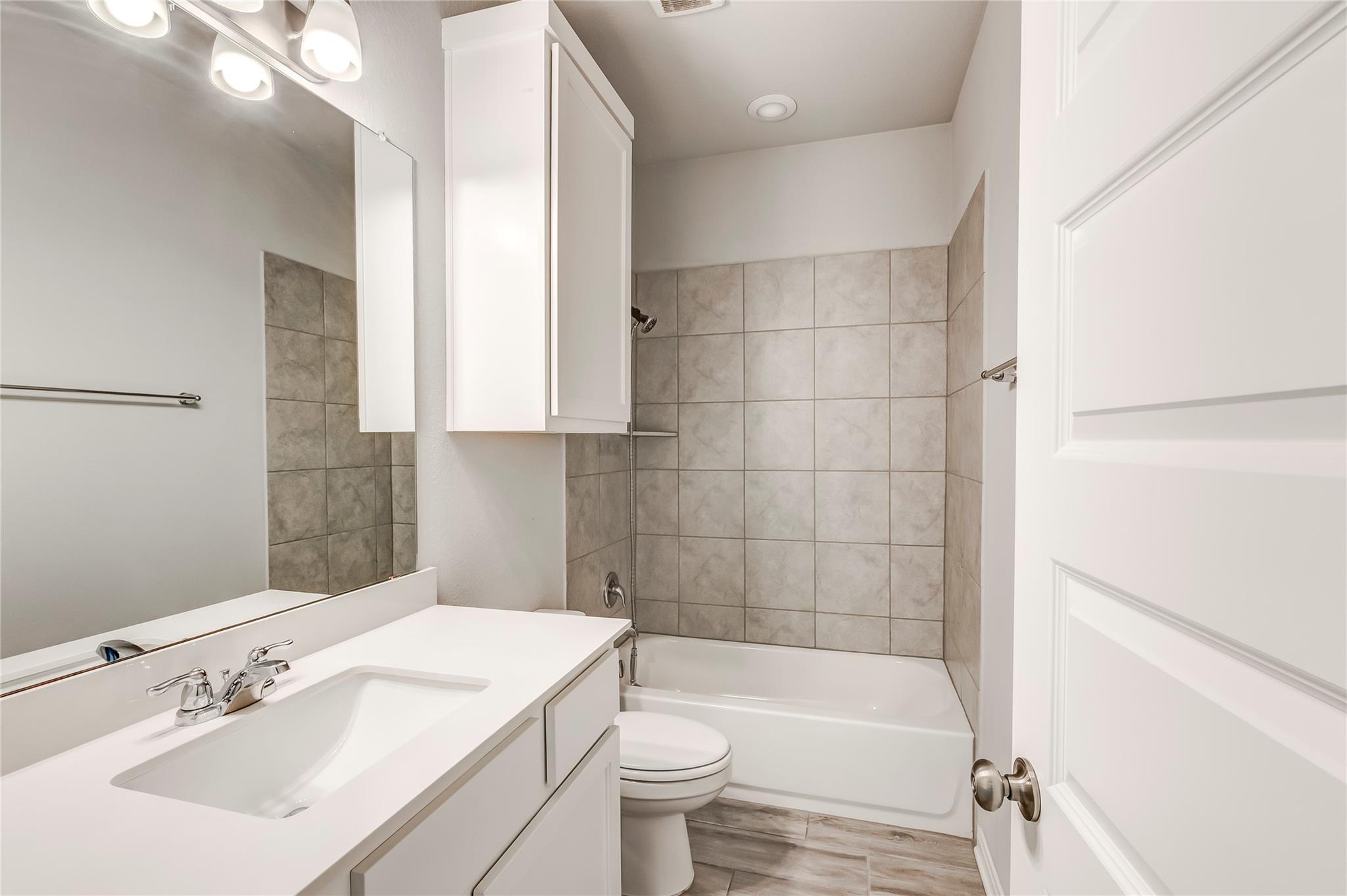 2533 Pecan Island Dr, Leander, TX 78641