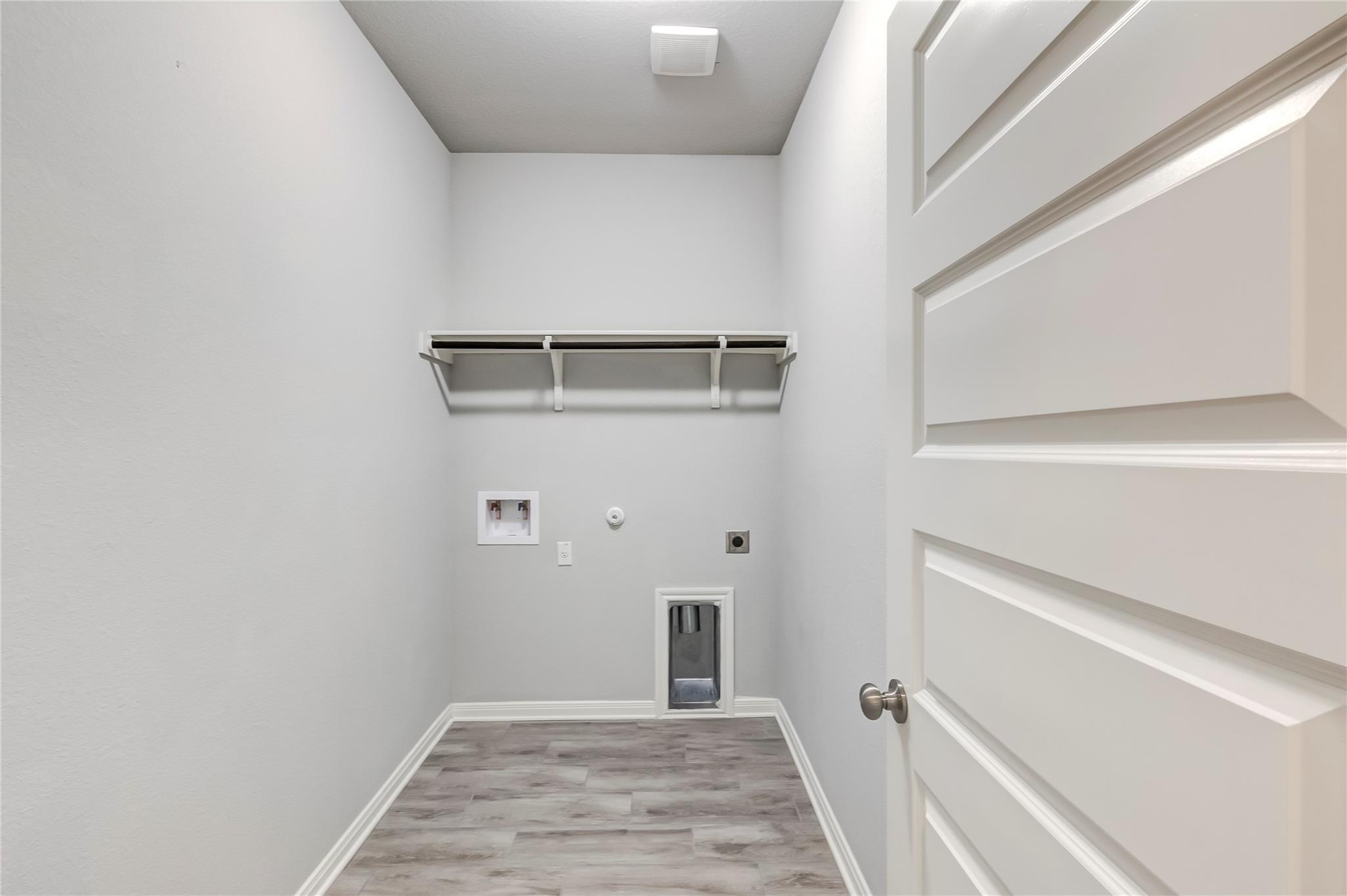 2533 Pecan Island Dr, Leander, TX 78641