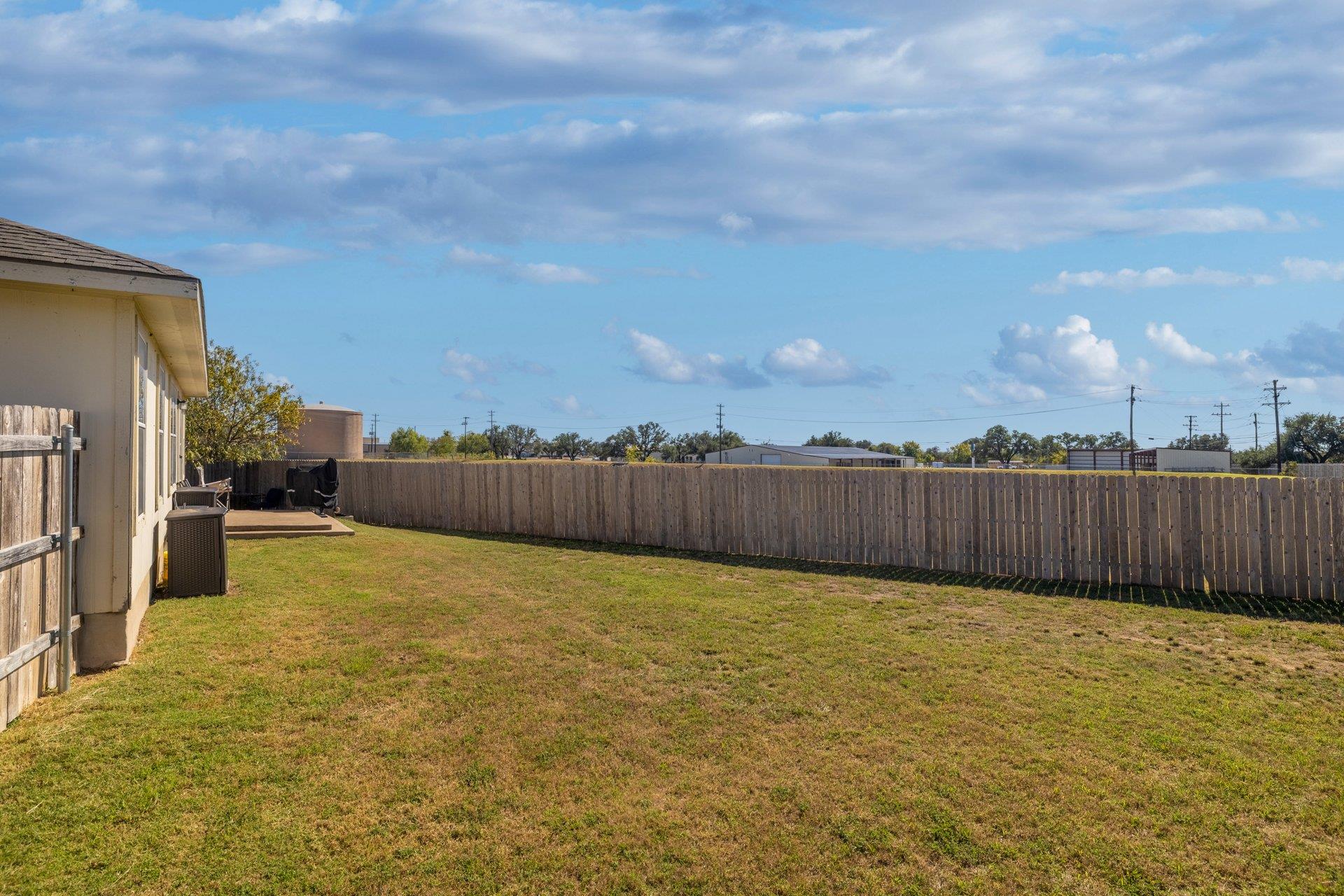 267 Drystone Trl, Liberty Hill, TX 78642